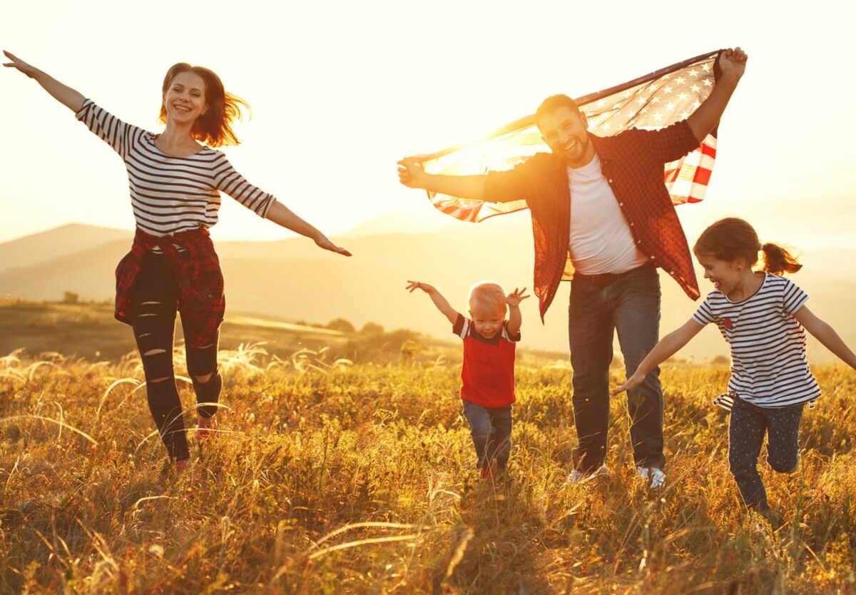 Cùng giải quyết thiếu hụt lao động tại Hoa Kỳ.